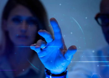 Finep e BNDES lançam edital para fundo de investimento em inteligência artificial com até R$ 205 milhões. Objetivo é apoiar startups e inovação no Brasil.