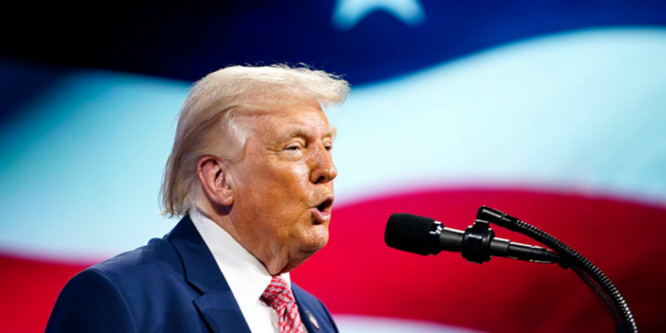 Trump diz que pretende declarar o Estreito de Ormuz território dos EUA em meio à guerra com o Irã.