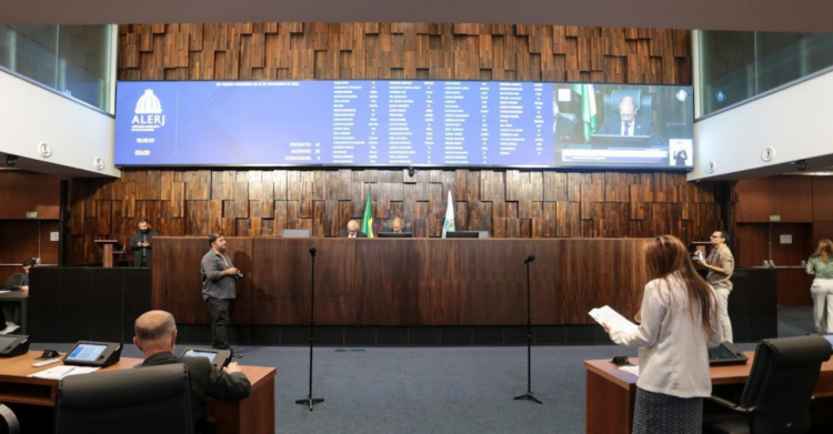 Disputa interna decide futuro da Alerj