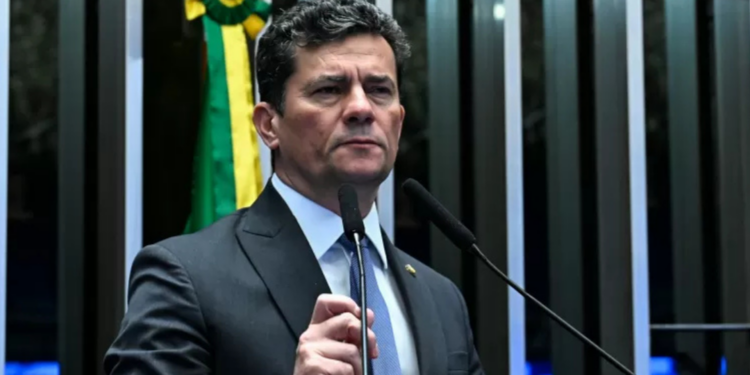 Levantamento Quaest mostra Moro na liderança e esquenta sucessão no Paraná.
