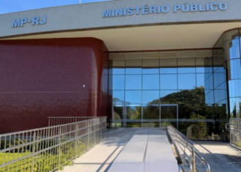 Rio das Ostras firma recomendação com o MPRJ e cobra da Enel melhorias no fornecimento de energia após centenas de reclamações.