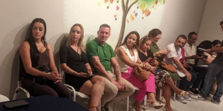 Reunião reuniu coordenações da Atenção Especializada para alinhar estratégias e ampliar qualidade dos serviços municipais.