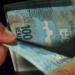 Governo federal propõe salário mínimo de R$ 1.717 para 2027 no PLDO enviado ao Congresso. Valor representa aumento de R$ 96 sobre o piso atual.