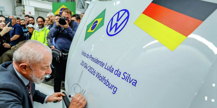 Lula destaca biocombustíveis e minerais críticos em agenda externa.