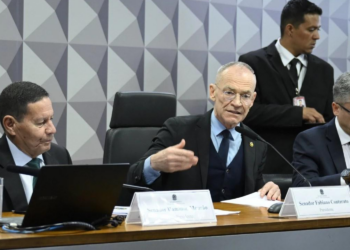 Ibaneis Rocha não compareceu à CPI do Crime Organizado após decisão do STF que o desobrigou. Ausência gera críticas no Senado.