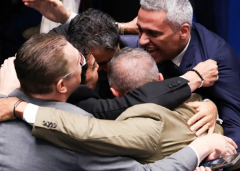 Pela primeira vez em mais de um século, Senado barra nome para o STF