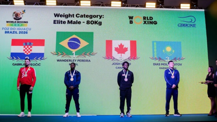 Brasil fecha etapa inicial da Copa do Mundo de Boxe na liderança com quatro ouros e cinco pratas em Foz do Iguaçu, superando resultado do ano anterior