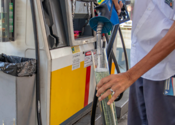 Operação em Macaé reforça controle sobre combustíveis e direitos do consumidor.