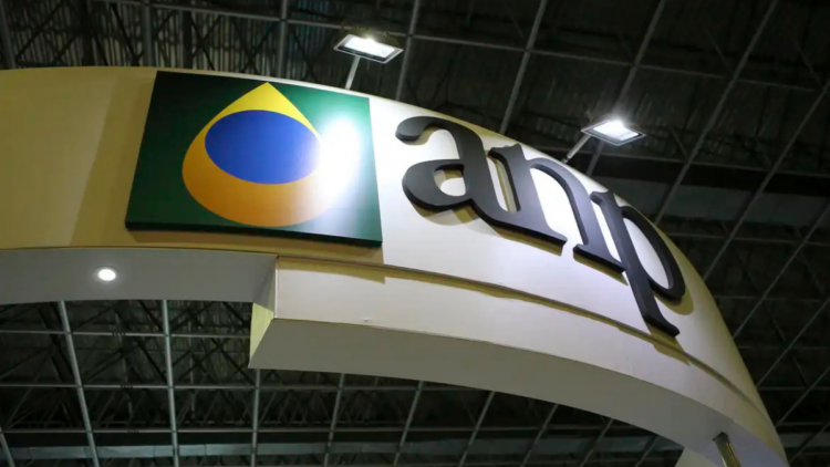 ANP aprova nova regra para cálculo do preço de referência dos combustíveis, com mudanças no diesel e no gás de cozinha e maior alinhamento ao mercado internacional.