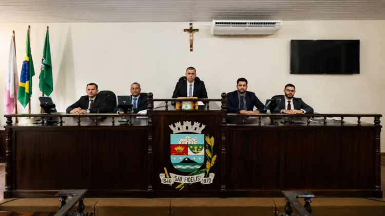 Mandados são cumpridos em investigação de “rachadinha” em São Fidélis