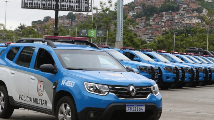 Dois PMs do 41º BPM foram denunciados pelo assassinato de empresário na Zona Norte do Rio.