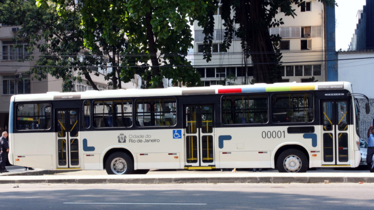 A linha 634 marca o início do novo sistema eletrônico de pagamento nos ônibus.