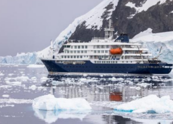 Passageiros do cruzeiro MV Hondius começam a ser evacuados após surto de hantavírus que já deixou mortos e mobilizou autoridades de saúde de vários países.