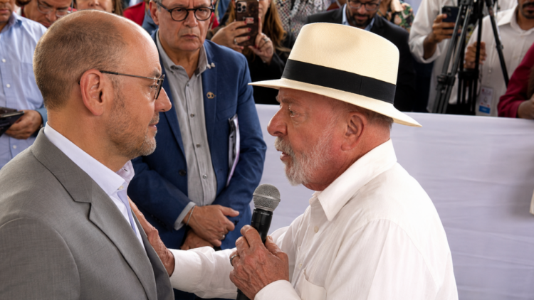 Lula cobra combate a milícias e crime organizado durante evento no Rio