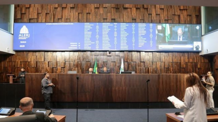 Alerj aprova medidas para ampliar governança e segurança financeira do RioPrevidência.