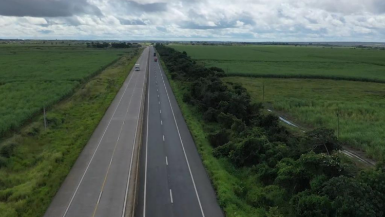 BR-101 receberá investimentos bilionários para ampliar capacidade e melhorar a segurança no estado do Rio de Janeiro.