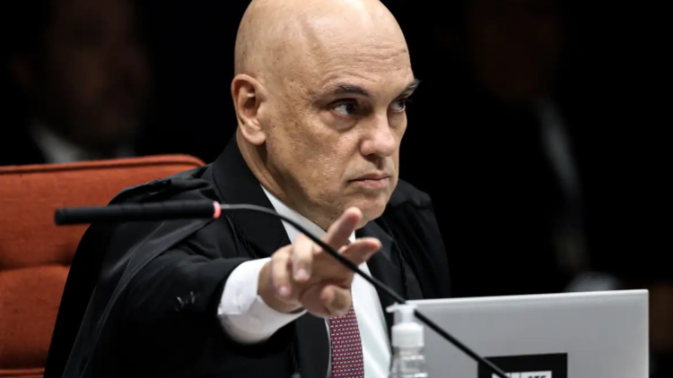 Alexandre de Moraes determina que Alerj não poderá votar revisão da prisão do deputado Thiago Rangel, investigado em operação da Polícia Federal sobre contratos da Educação.