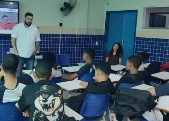 Seduct promove atividades para estudantes da EJA com foco em orientação profissional e mercado de trabalho. 