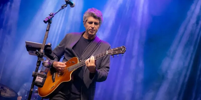 Leoni e Edu Ribeiro comandam a “Noite dos Namorados” no Rancho da Ilha, em Campos