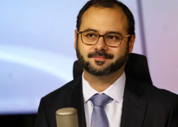 Mudanças na jornada de trabalho podem abrir espaço para ampliação das contratações por MEIs.