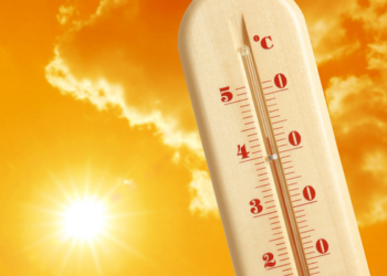 Europa enfrenta calor extremo antes do verão, com temperaturas acima dos 30°C em países como Reino Unido, França, Espanha e Alemanha.