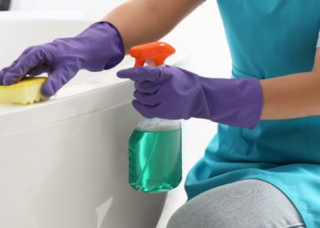 A Agência Nacional de Vigilância Sanitária determinou o recolhimento de produtos da marca Ypê em todo o país.