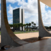 Congresso altera lei de penas após derrubar veto; decisão pode impactar condenados do 8 de janeiro.