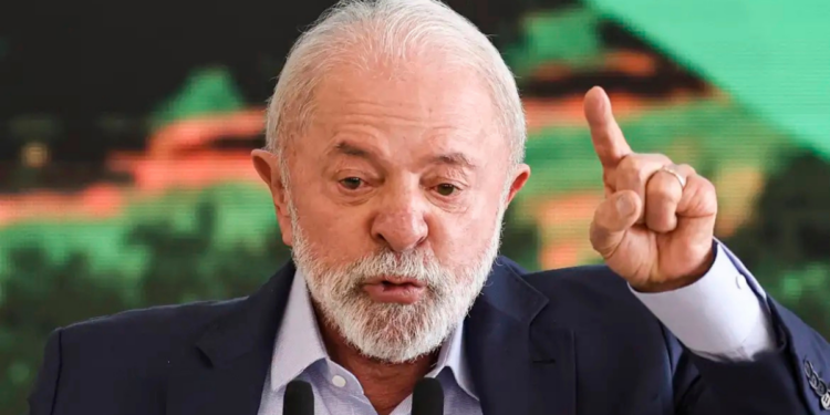 Governo lança programa para renegociar dívidas de brasileiros endividados