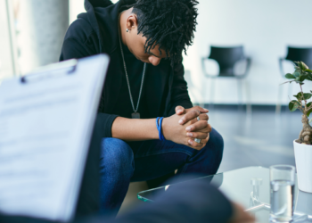 Nova lei garante atendimento em saúde mental para crianças e adolescentes no SUS