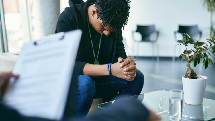 Nova lei garante atendimento em saúde mental para crianças e adolescentes no SUS