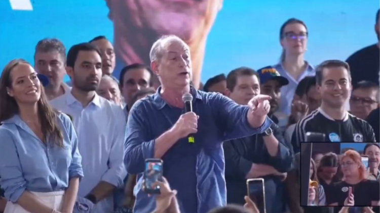 Ciro Gomes confundiu gesto de apoiador com símbolo do Comando Vermelho