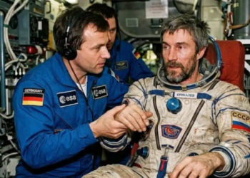 Cosmonauta soviético retornou à Terra em 1992, após missão prolongada na Mir
