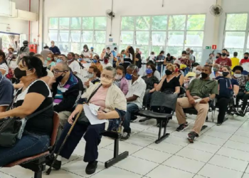 Filas no SUS aumentam e revelam desafios no acesso à saúde no Brasil