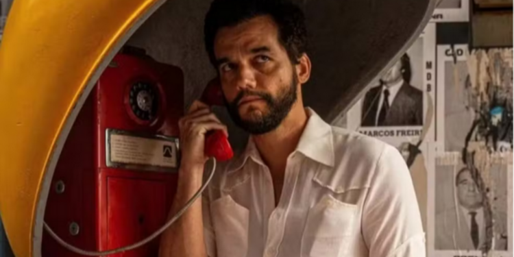 Filme estrelado por Wagner Moura bate recorde histórico no cinema brasileiro.