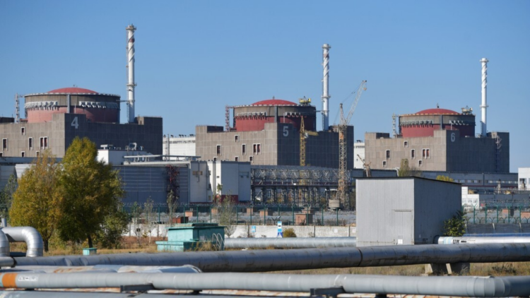 Drone caiu próximo à usina nuclear de Zaporozhie e reacendeu preocupações sobre segurança nuclear na guerra.