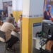 Secretaria de Qualificação e Emprego amplia cursos profissionalizantes, oferece bolsas de estudo e fortalece encaminhamento para vagas de trabalho.