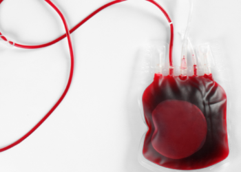 Secretaria de Saúde de Campos atualiza unidades de atendimento para aplicação de sacarato de hidróxido férrico e reforça assistência a pacientes com anemia.