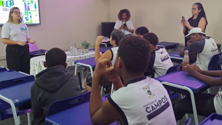 Semana de Educação Financeira em Campos promove atividades em escolas municipais com apoio do Sicoob e do programa Na Ponta do Lápis.