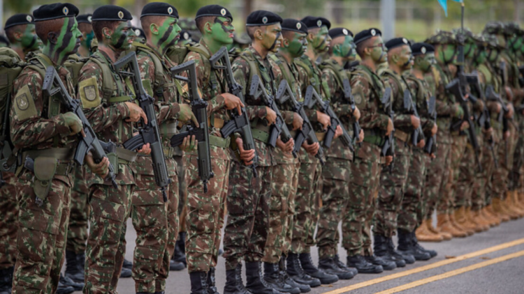 Tropas do Exército Brasileiro passam por avaliação da ONU no Rio Grande do Sul e Paraná para possível atuação em missões internacionais de paz.