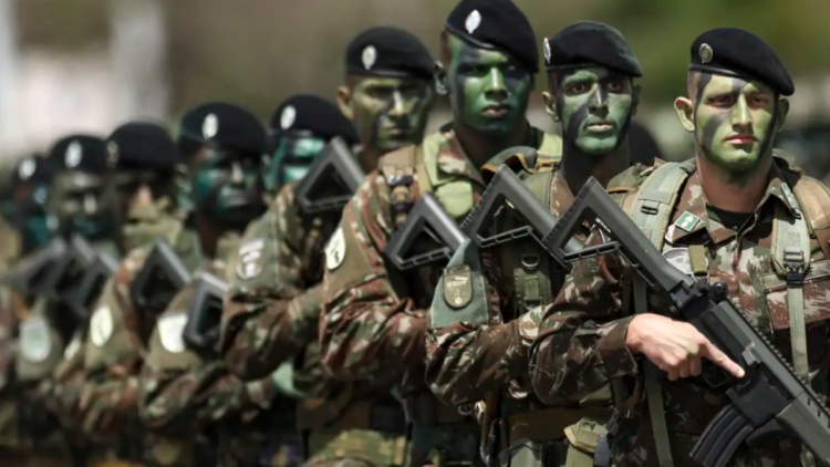 Alistamento militar 2026: prazo vai até 30 de junho para jovens de 18 anos SUBTÍTULO Inscrição é obrigatória para homens e opcional para mulheres; processo pode ser feito online ou presencialmente em Juntas de Serviço Militar META DESCRIÇÃO Jovens que completam 18 anos em 2026 devem se alistar até 30 de junho. Inscrição pode ser feita online ou presencialmente e é obrigatória para homens.