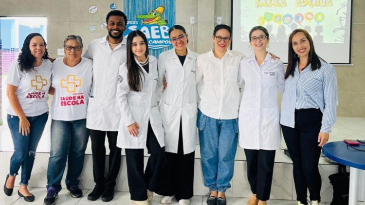Projeto desenvolvido em Campos dos Goytacazes analisa relação entre uso das redes sociais e saúde mental de adolescentes nas escolas.