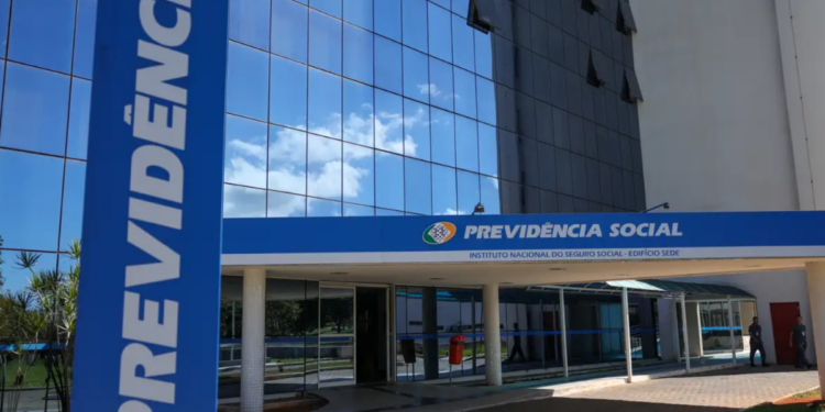 INSS permite desbloqueio de consignado sem reconhecimento facial para quem não tem biometria cadastrada.