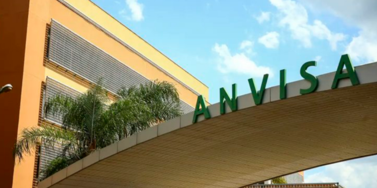 Medicamento destinado a crianças com distrofia muscular de Duchenne já estava suspenso e teve o registro retirado após nova avaliação regulatória.