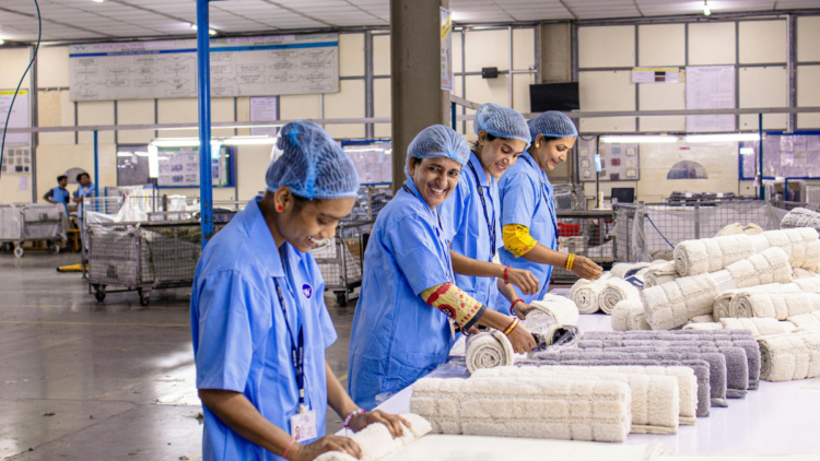 PEC da jornada de trabalho prevê implantação gradual da semana de 40 horas no Brasil.
