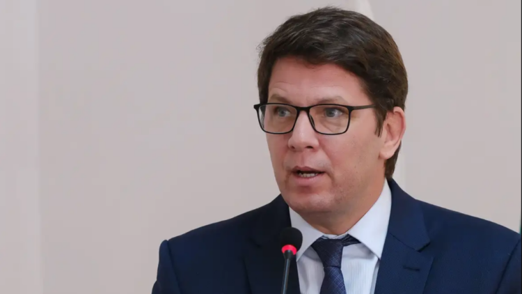 PF deflagra operação contra Mario Frias e produtora de “Dark Horse” em investigação sobre suposto desvio de recursos de emendas parlamentares.