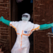 Hospitais da República Democrática do Congo sofreram ataques durante surto de ebola. Pacientes fugiram das áreas de isolamento e autoridades temem aumento da transmissão.