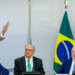 Lula assina medida que extingue imposto sobre compras internacionais de até US$ 50.