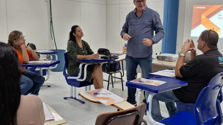 Semana do MEI 2026 em Campos oferece palestras e oficinas gratuitas para capacitação de microempreendedores individuais. 