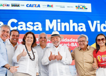 Lula defendeu restrições ao uso de inteligência artificial em campanhas políticas durante discurso na Bahia. 