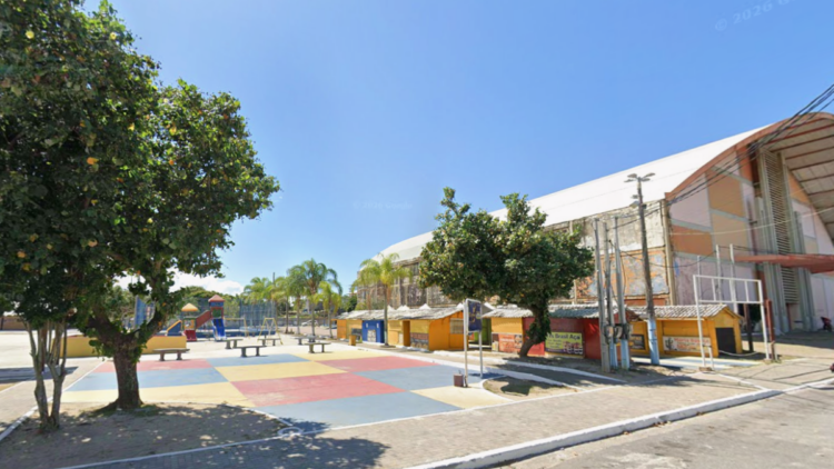 Praça Jaime Vilar, em Rio das Ostras, recebe neste sábado a 3ª edição do Poesia no Acarajé com programação cultural gratuita.